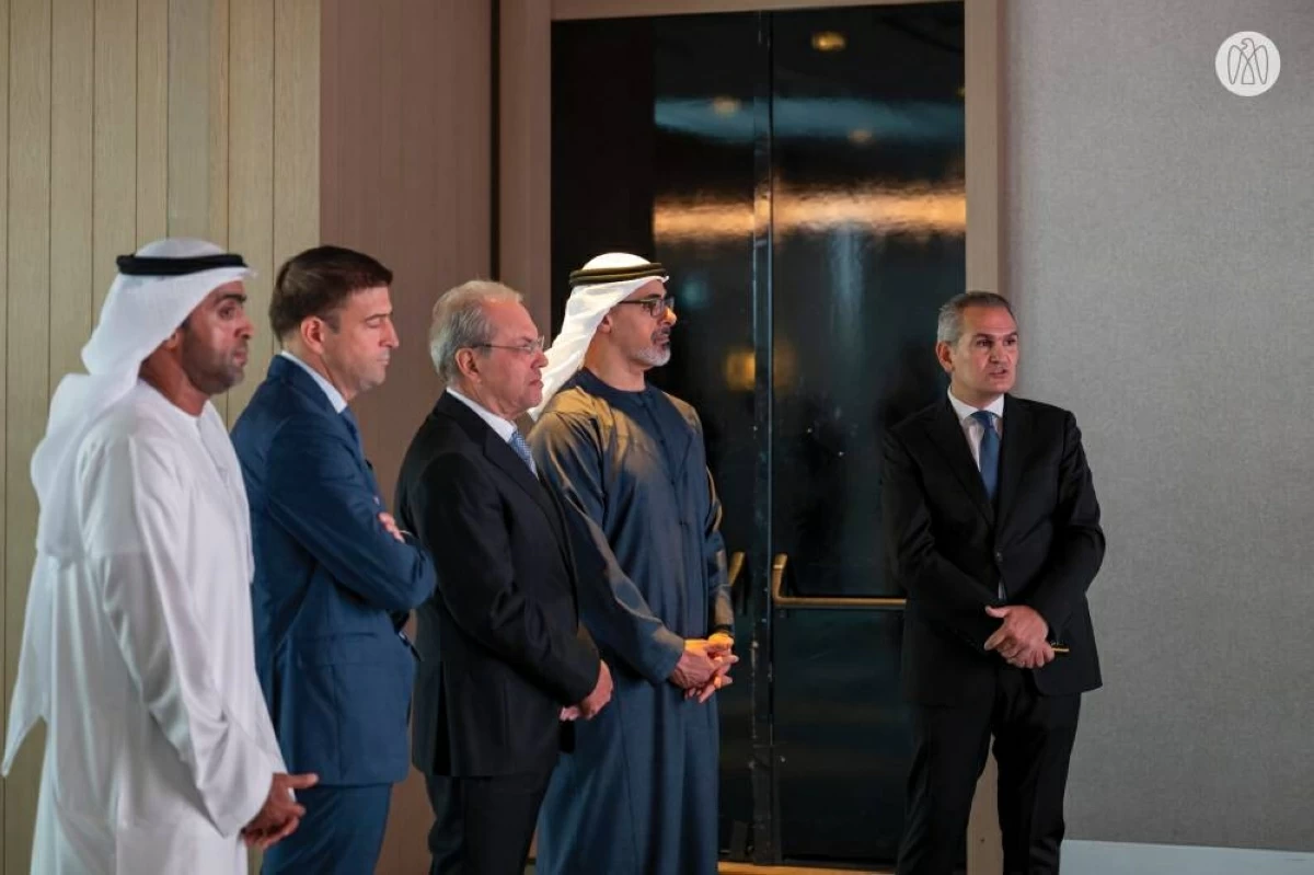 خالد بن محمد بن زايد: الاستثمارات الاستراتيجية تعزز الشراكة بين الإمارات واليونان