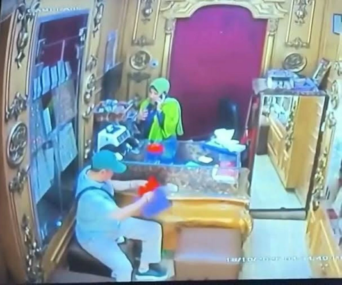 من الفيوم إلى الإسكندرية.. كيف سقطت عصابة سرقة الذهب في قبضة الأمن؟