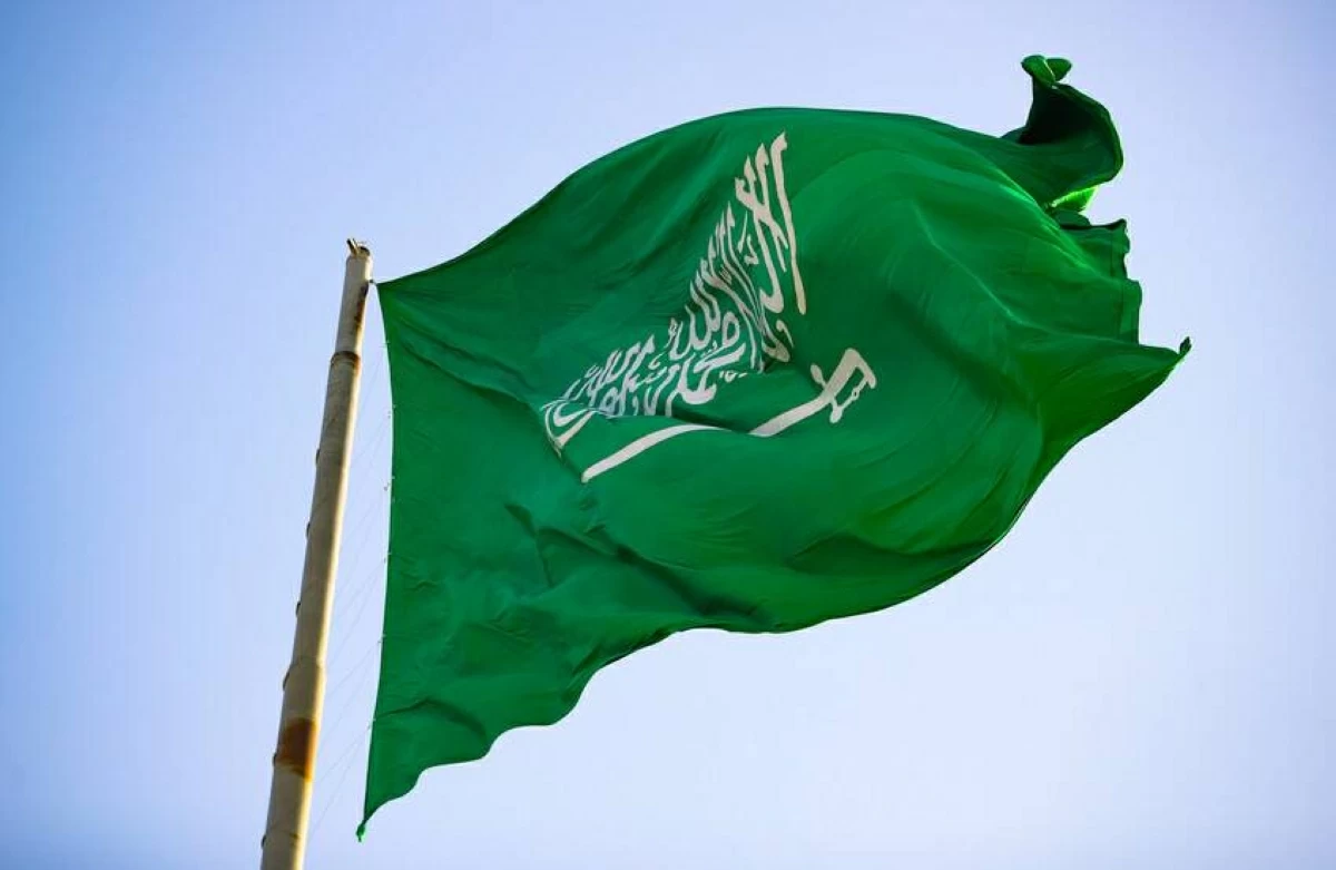 الدفاعات الجوية السعودية تعترض 10 صواريخ باليستية حوثية