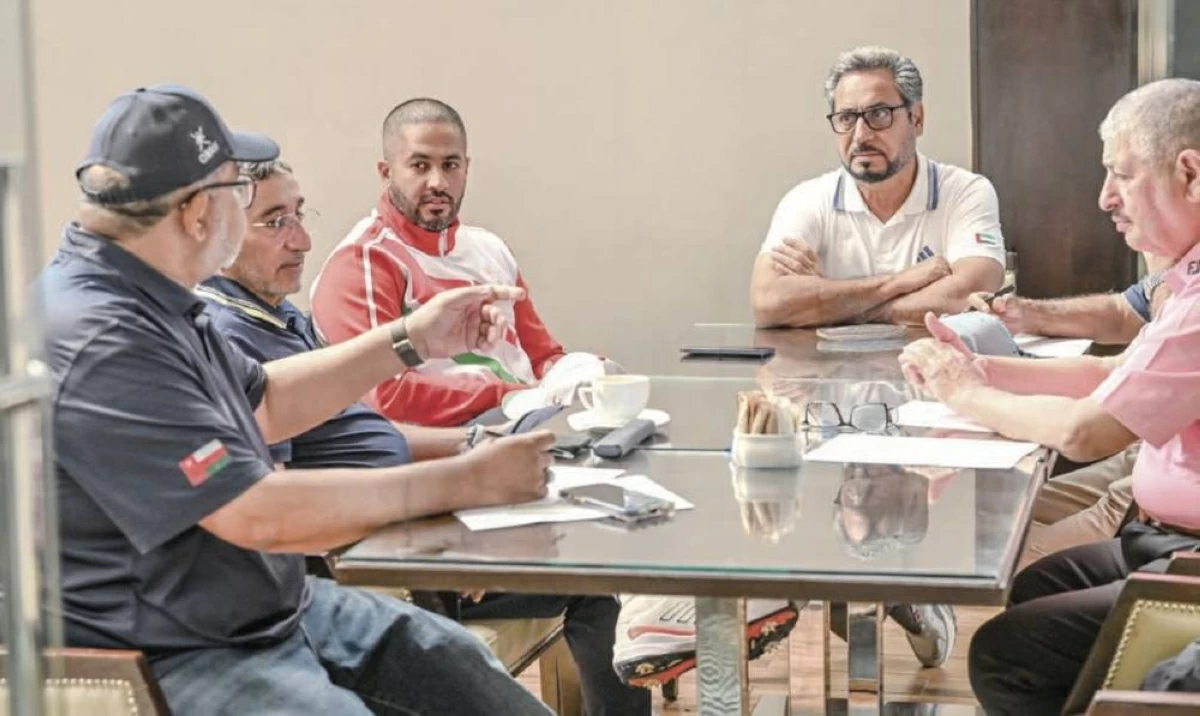 خلال اجتماع اللجنة التأسيسية لجولف الخليج