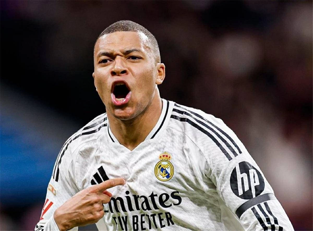 مورينيو يعلن التشكيل الرسمي لريال مدريد في الكلاسيكو