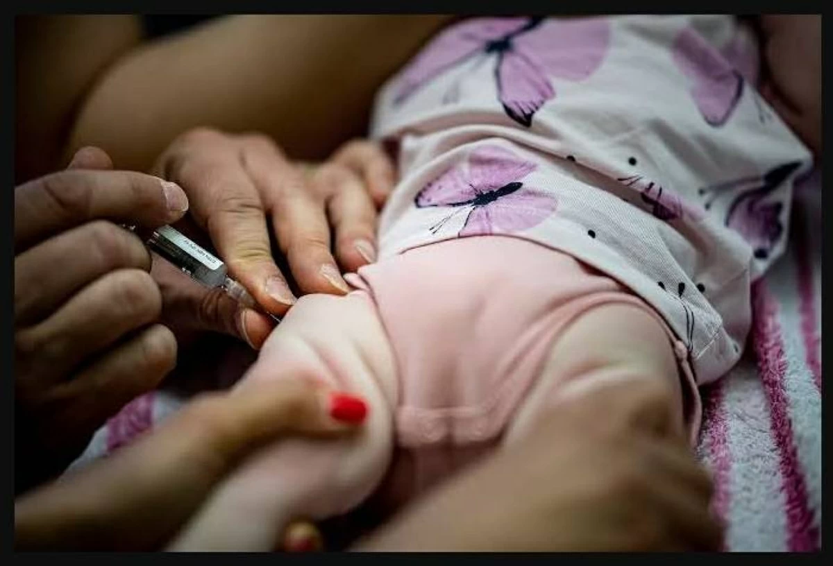 إرشادات أمريكية لتطعيم التهاب الكبد (ب) تهدد الرُضّع
