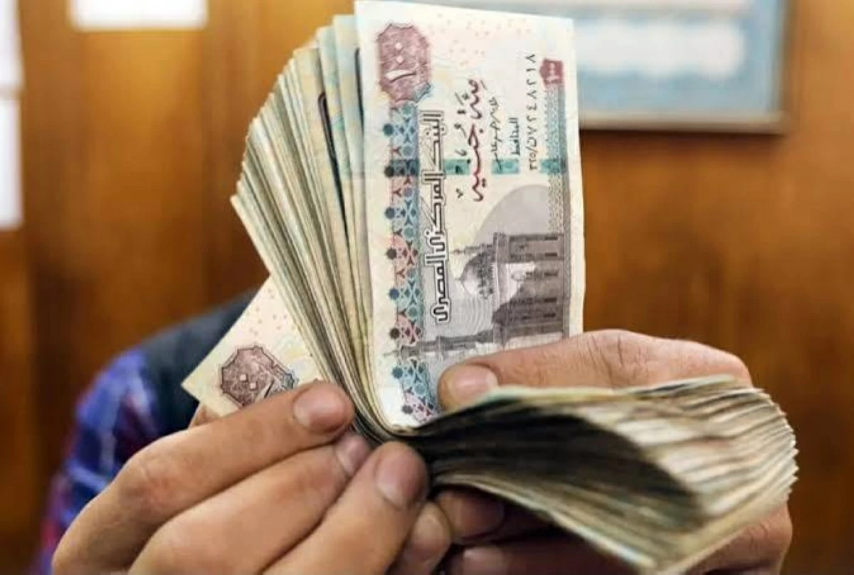 كل ما تريد معرفته عن قرار الحكومة المصرية بشأن الحد الأدنى للأجور والعلاوة