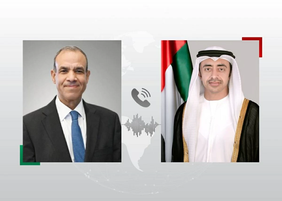 عبدالله بن زايد ووزير خارجية مصر يبحثان التطورات الإقليمية