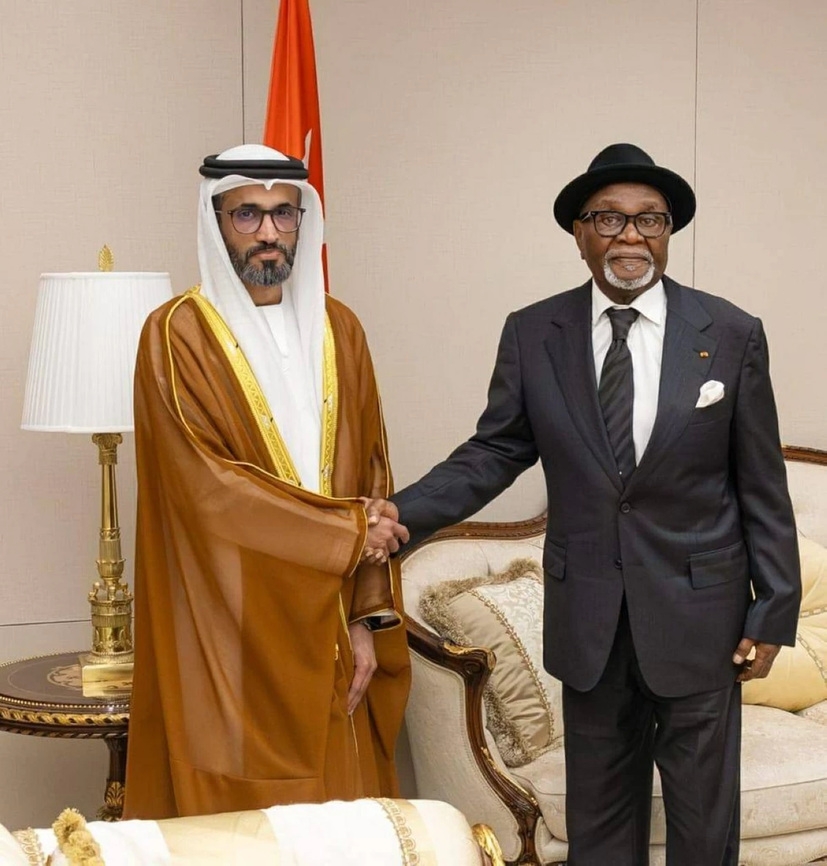 سفير الإمارات يقدم أوراق اعتماده إلى رئيس توغو