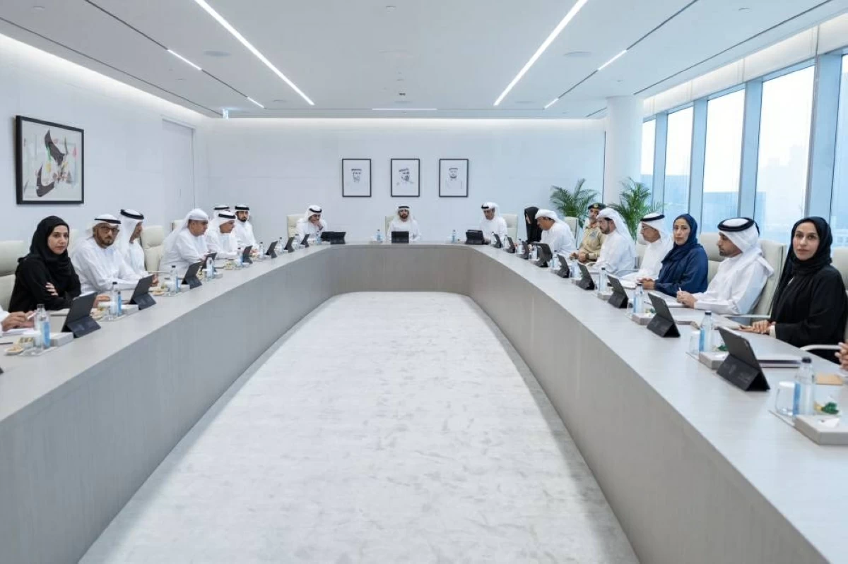 حمدان بن محمد يعتمد خطة تطوير المراكز الحضرية بملياري درهم في دبي