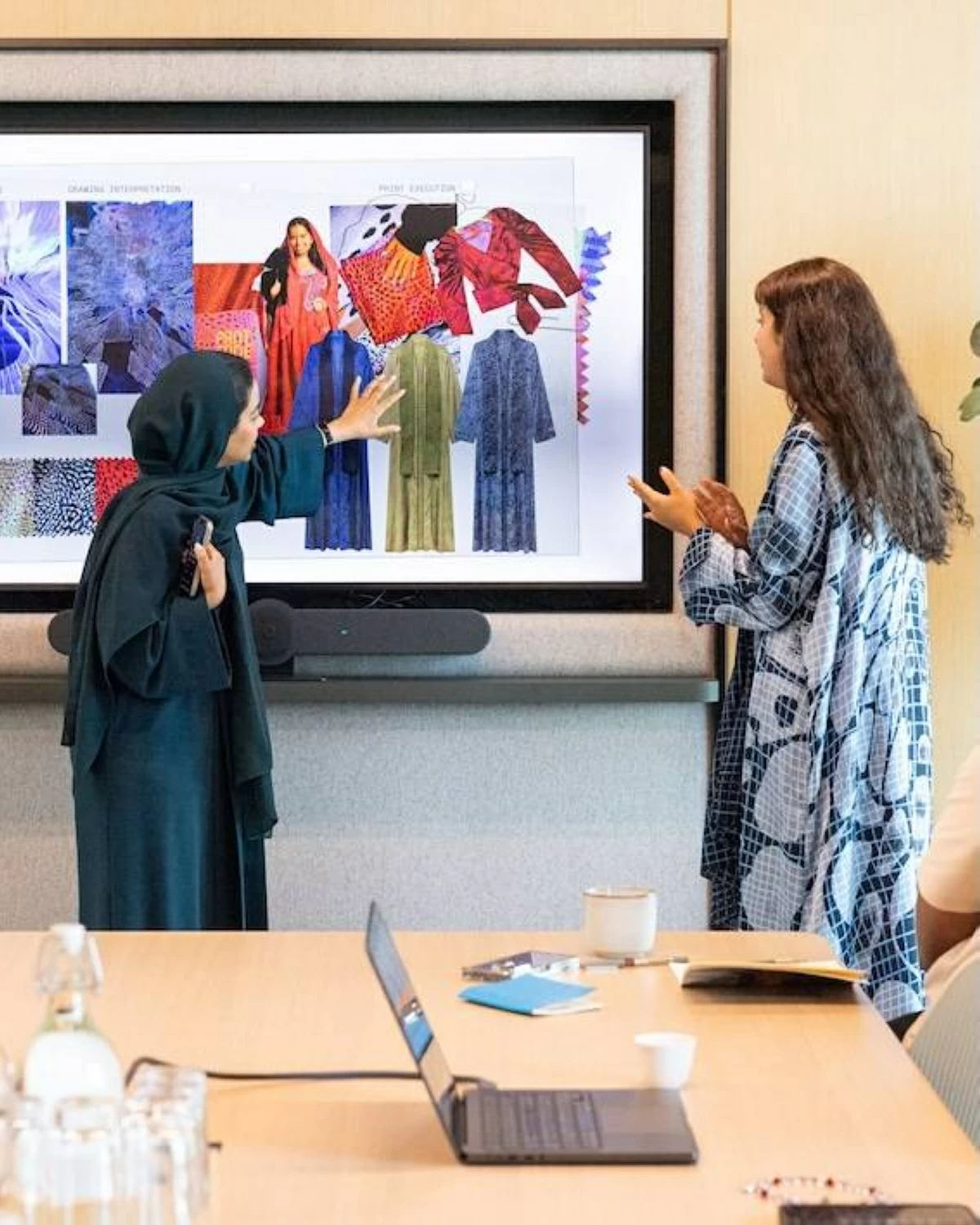 آثار أبوظبي تلهم «مواهب الحصن الناشئة» في الدورة الثانية