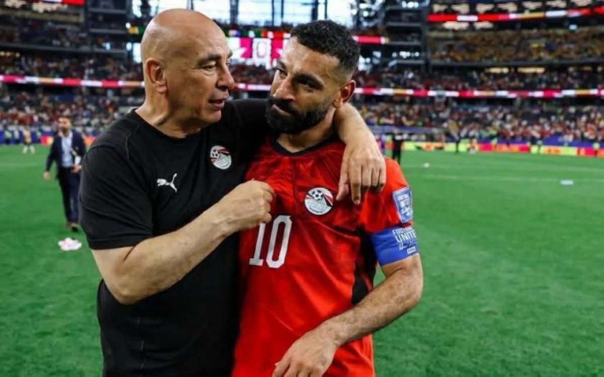 أسطورة المغرب لحسام حسن: محمد صلاح يستحق معاملة خاصة