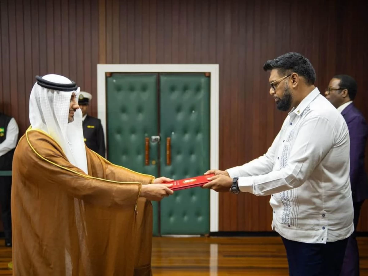 سفير الإمارات يقدم أوراق اعتماده إلى رئيس غويانا