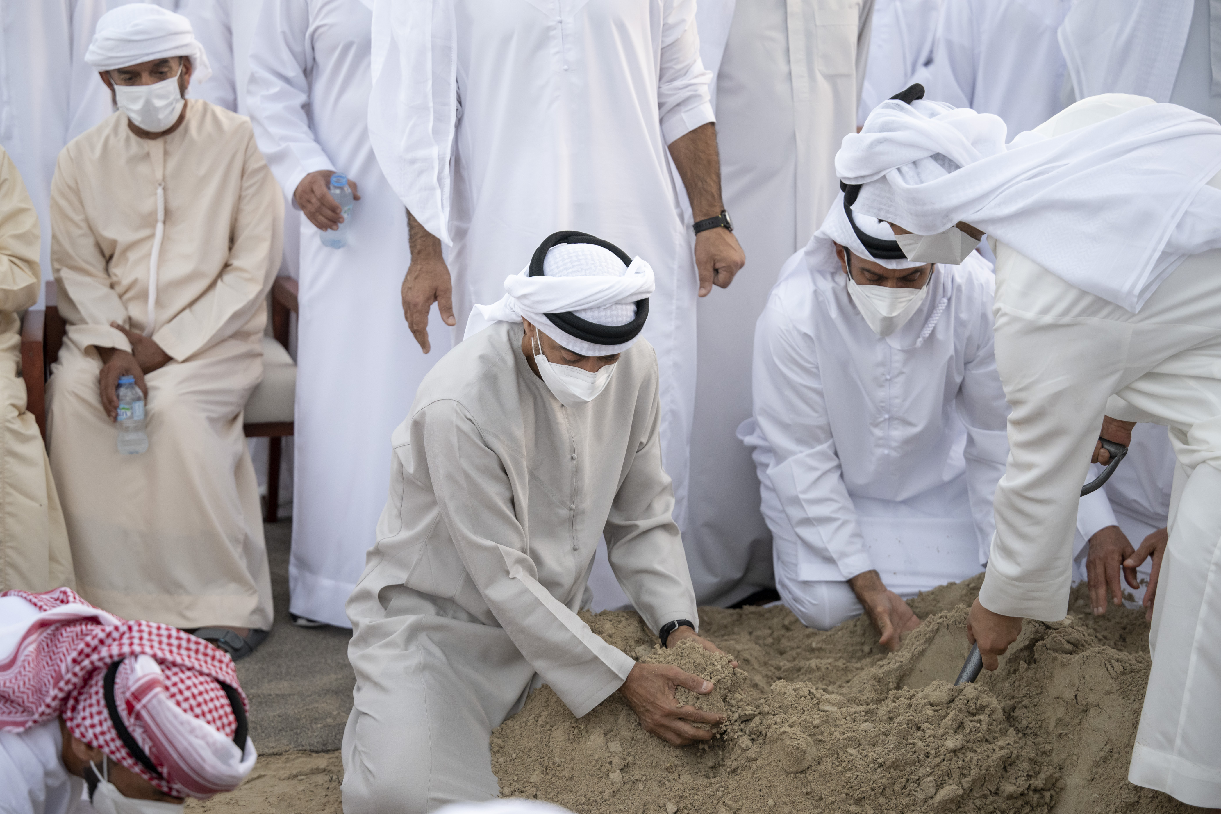 محمد بن زايد والشيوخ محمد بن زايد والشيوخ