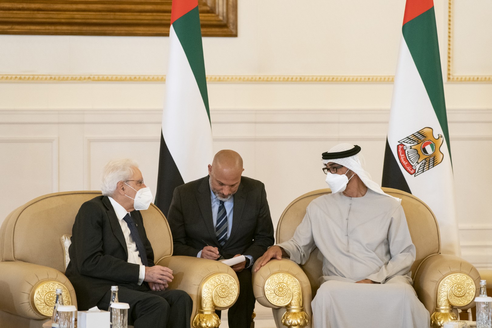 تلقي العزاء في الشيخ خليفة بن زايد