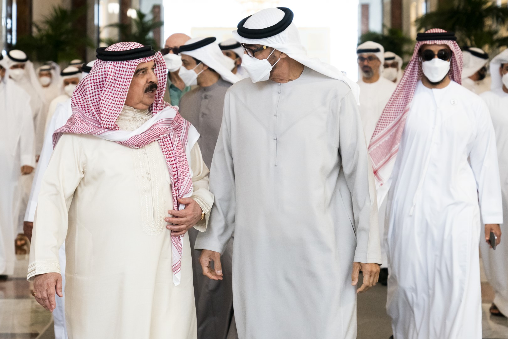تلقي العزاء في الشيخ خليفة بن زايد