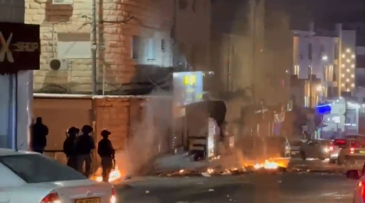 Image:تجدد المواجهات بين الشرطة الإسرائيلية وشبان فلسطينيين في الناصرة