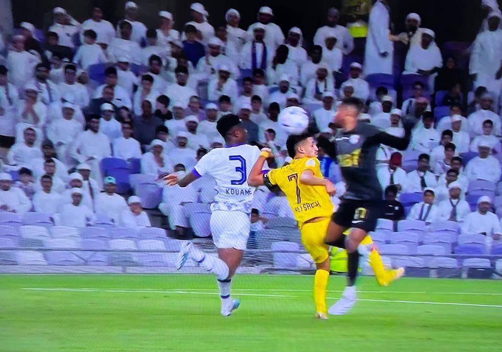 Image:العين يطلب إلغاء بطاقة خالد عيسى الحمراء