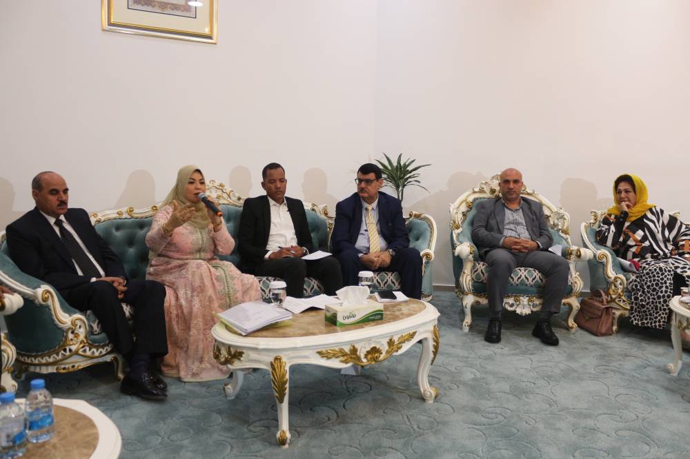 Image:نور النبي الكريم يضيء القوافي في النادي العربي