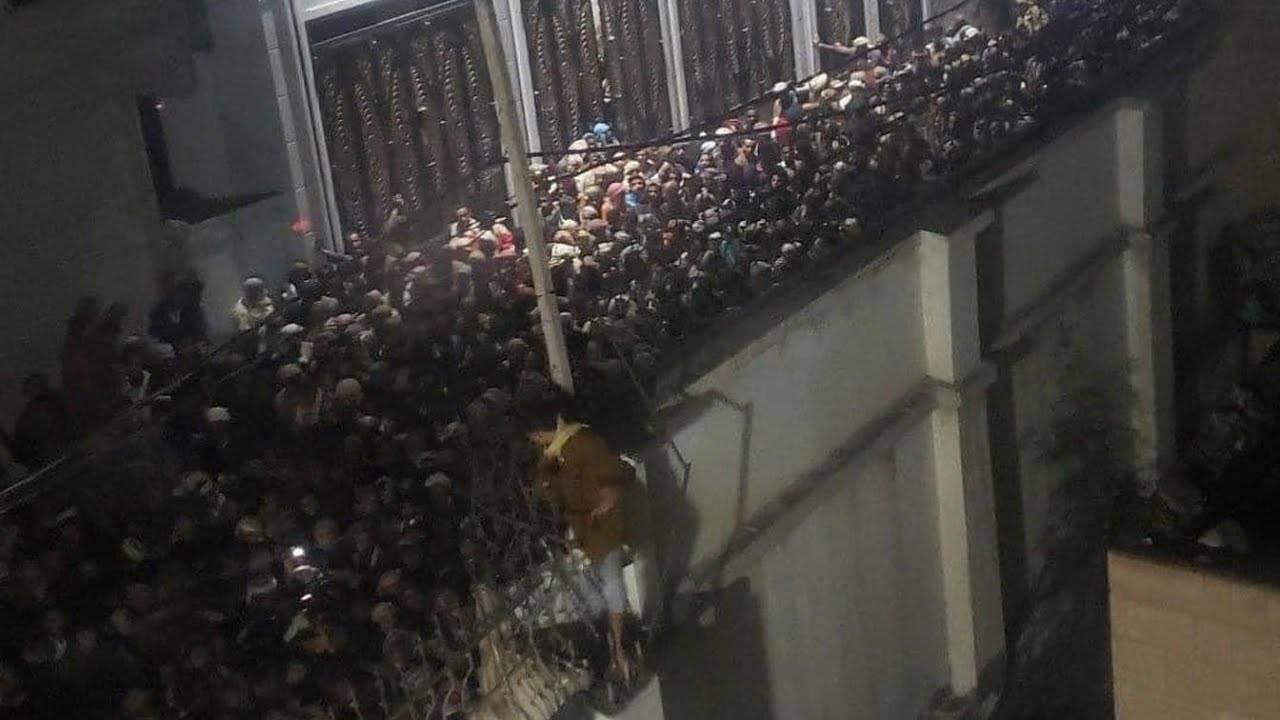 Image:بينهم نساء وأطفال.. 85 قتيلاً بحادثة تدافع في صنعاء