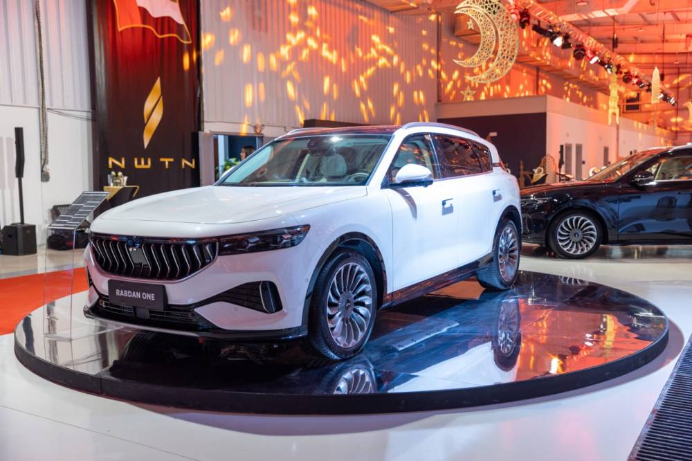 Image:«ربدان ون» الكهربائية.. أول مركبة تحمل علامة «صنعت في أبوظبي»