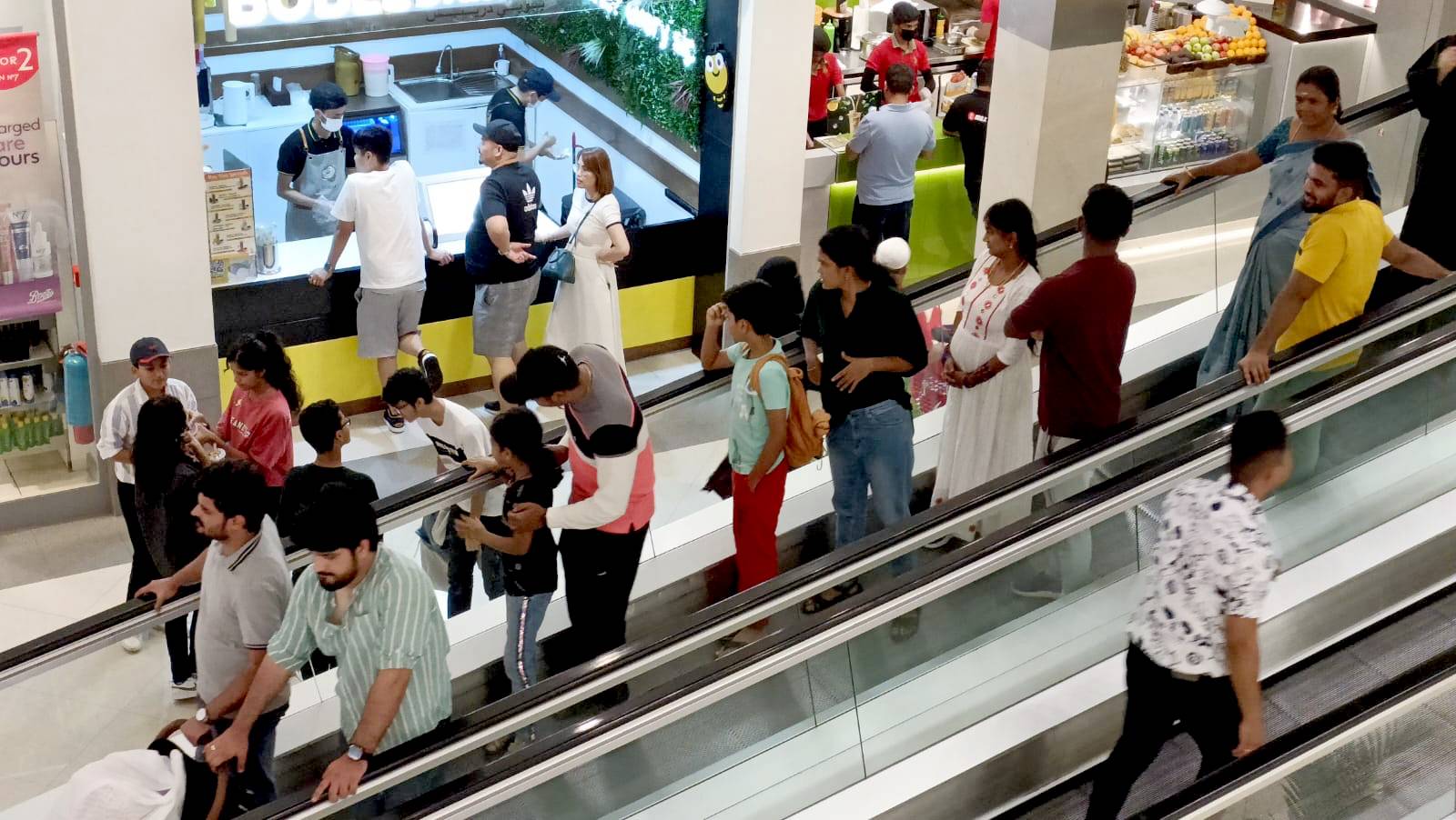 Image:مراكز التسوق في العيد.. بهجة وعروض وفعاليات