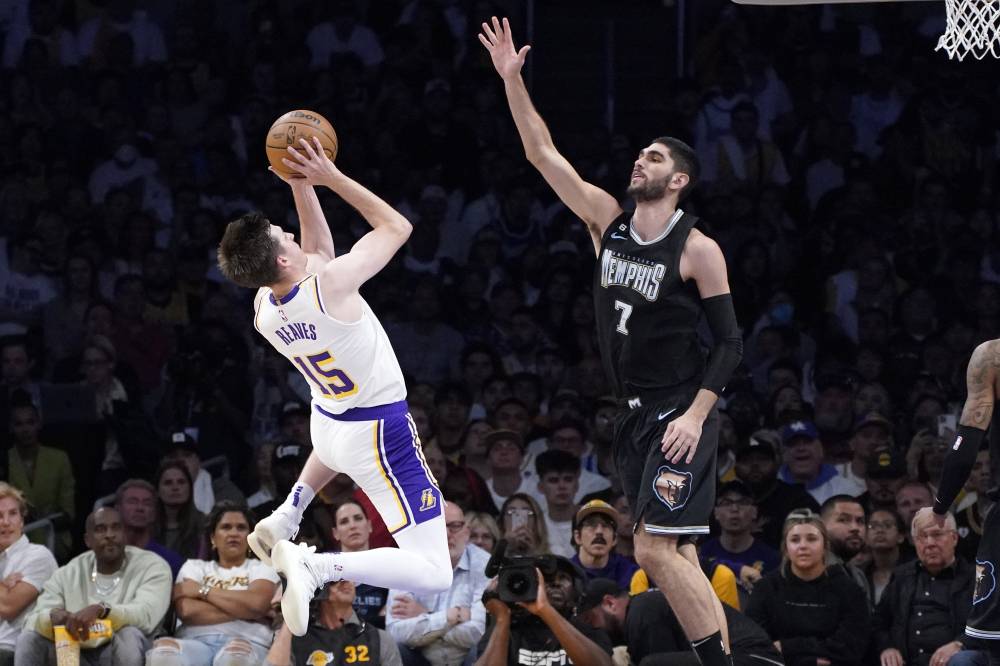 Image:فيلادلفيا إلى نصف نهائي «بلاي أوف» وليكرز يتقدم غريزليز