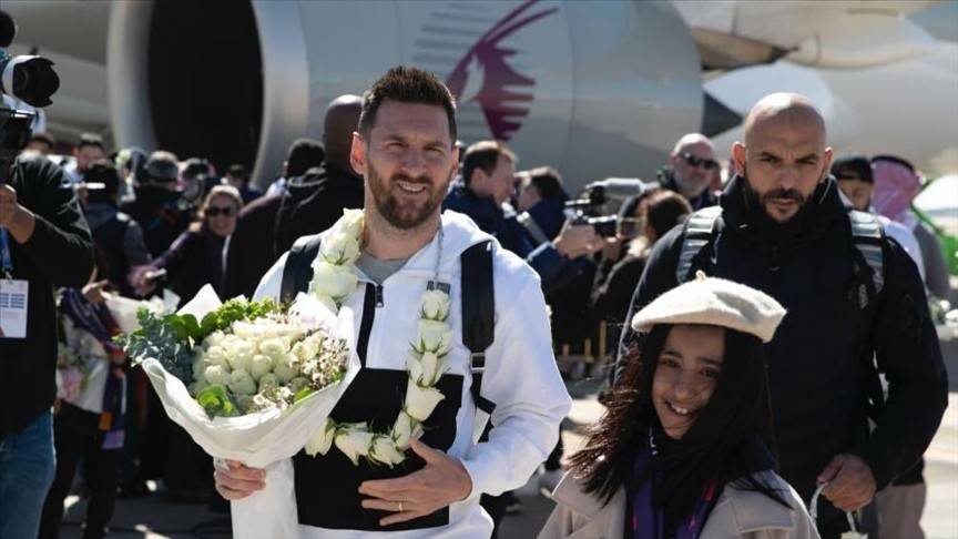Image:ميسي يصل إلى الرياض..اعرف السبب