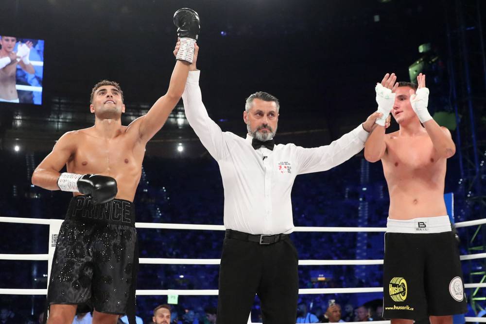 ابن نسيم حميد يفوز بأول نزال بعد 129 ثانية | صحيفة الخليج