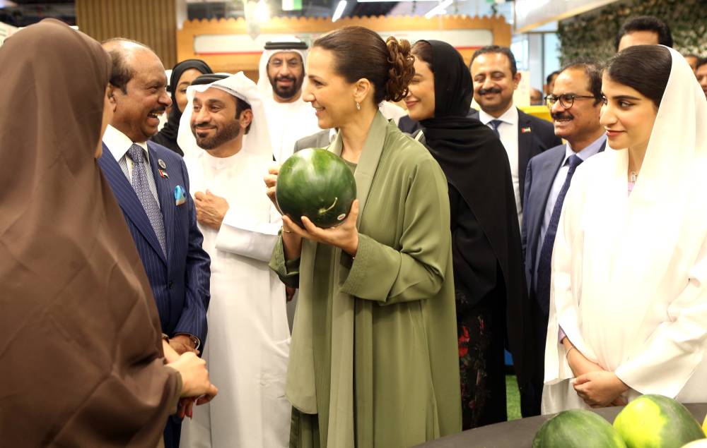 لولو» تطلق «الإمارات أولاً» للمنتجات الزراعية الإماراتية (تصوير محمد الطاهر) لولو» تطلق «الإمارات أولاً» للمنتجات الزراعية الإماراتية (تصوير محمد الطاهر)