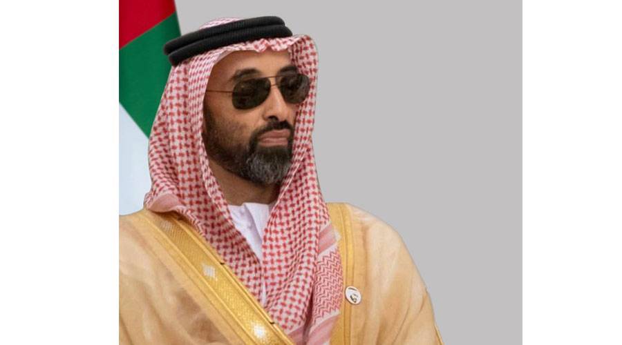 طحنون بن زايد: يوم الشهيد عنوان البطولات المشرفة لشهداء الوطن طحنون بن زايد: يوم الشهيد عنوان البطولات المشرفة لشهداء الوطن