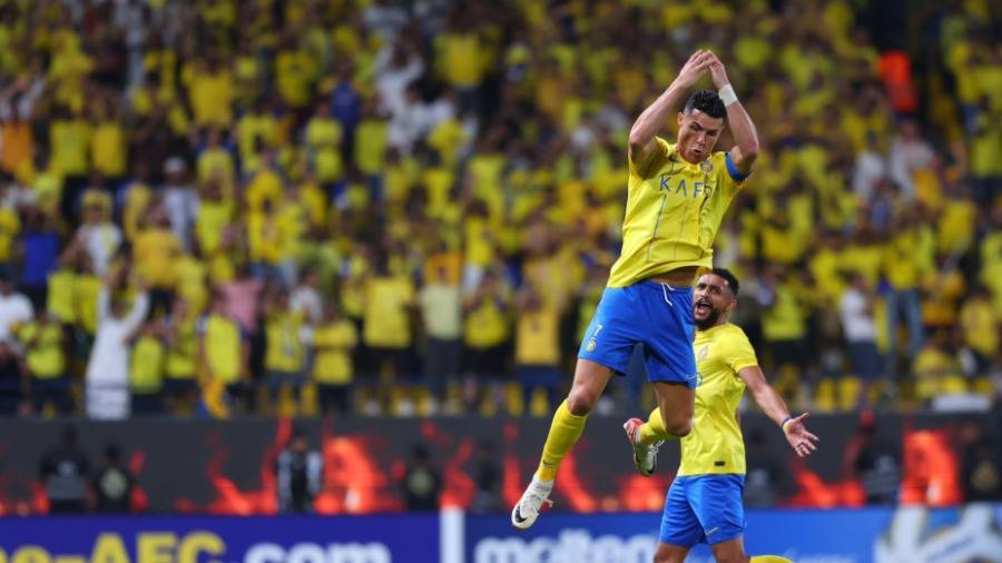في آخر ليالي «الدرة».. «ديربي ناري» سعودي بين النصر والهلال