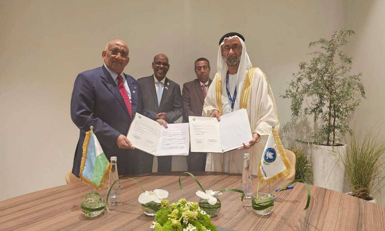 «العالمي للتسامح والسلام» يوقع مذكرتي تفاهم مع برلماني جيبوتي وزامبيا خلال «COP28» «العالمي للتسامح والسلام» يوقع مذكرتي تفاهم مع برلماني جيبوتي وزامبيا خلال «COP28»
