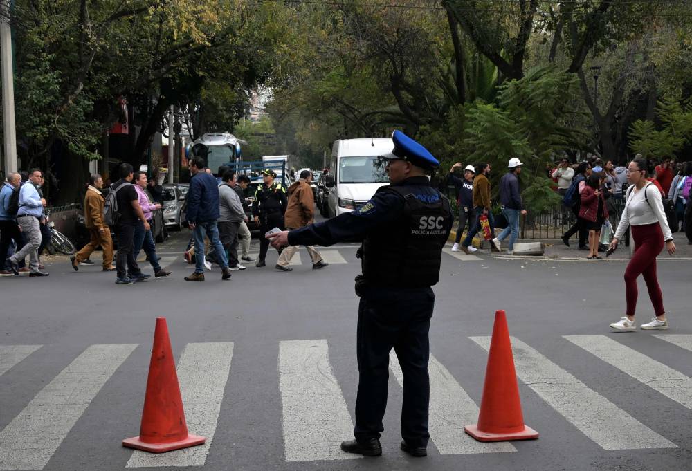 زلزال بقوة 5,8 درجة يهز العاصمة المكسيكية زلزال بقوة 5,8 درجة يهز العاصمة المكسيكية
