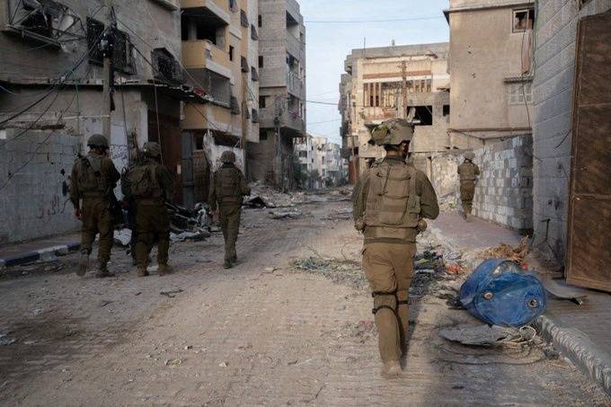 الجيش الإسرائيلي يعلن مقتل خمسة جنود في حرب غزة الجيش الإسرائيلي يعلن مقتل خمسة جنود في حرب غزة