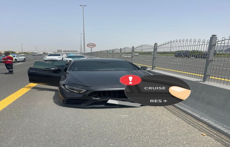 شرطة دبي تنقذ سائقاً تعطل نظام التحكم في السرعة فجأة