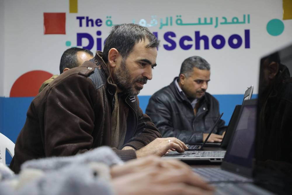 «الأكاديمية العالمية للمعلم الرقمي» تُمكّن 12 ألف معلم بأدوات وحلول المستقبل في 32 دولة