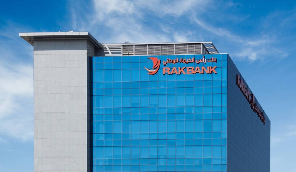 أرباح «بنك رأس الخيمة» تقفز 22.7% إلى 704 ملايين درهم في الربع الأول