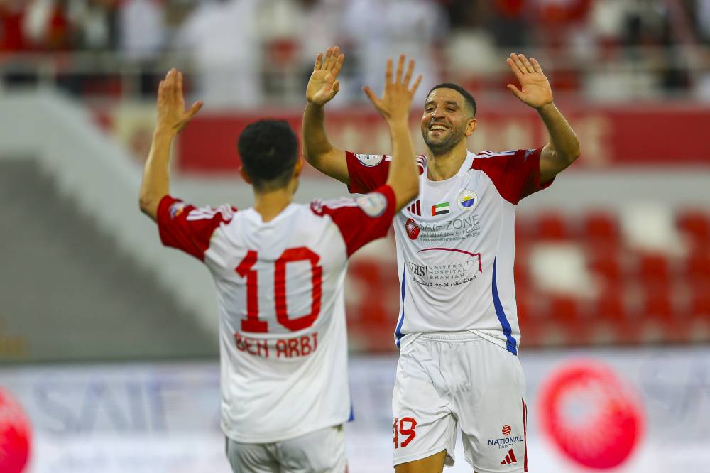 الشارقة وعجمان في الدوري (( محمد شعلان ))