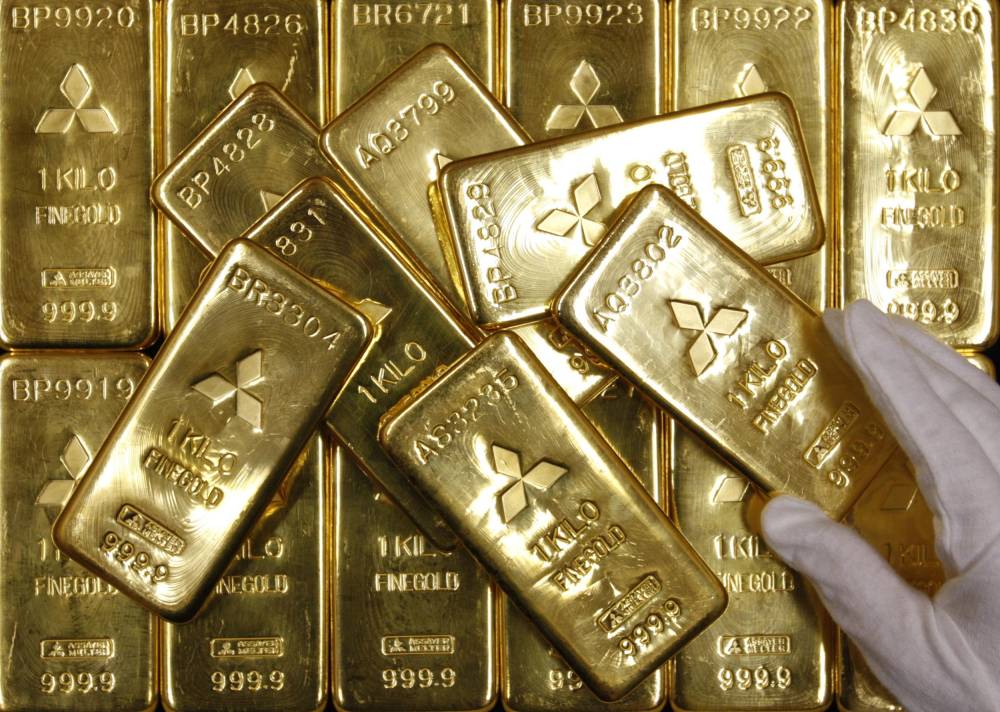 الذهب ينتعش فوق 3335 دولاراً بدعم مواصلة الإقبال على الشراء
