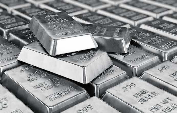 ارتفاع مفاجئ في سعر سبيكة الفضة.. هل يستثمر المصريون في معادن غير الذهب؟