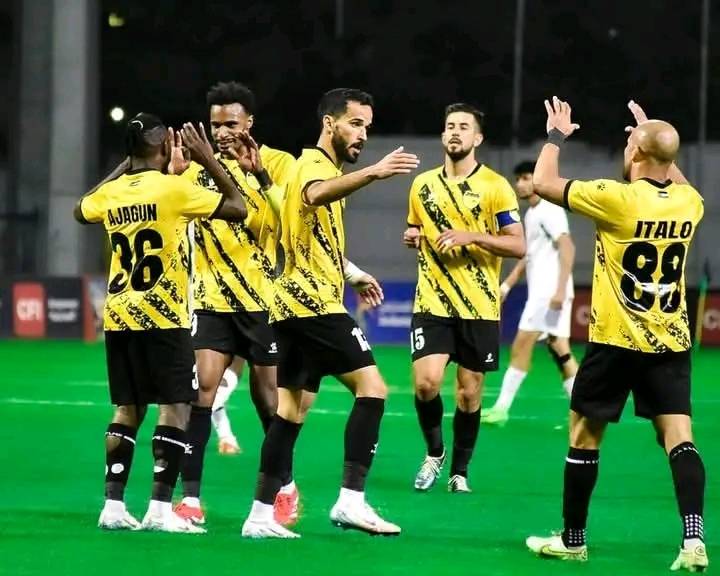 احتفالية تكررت 6 مرات