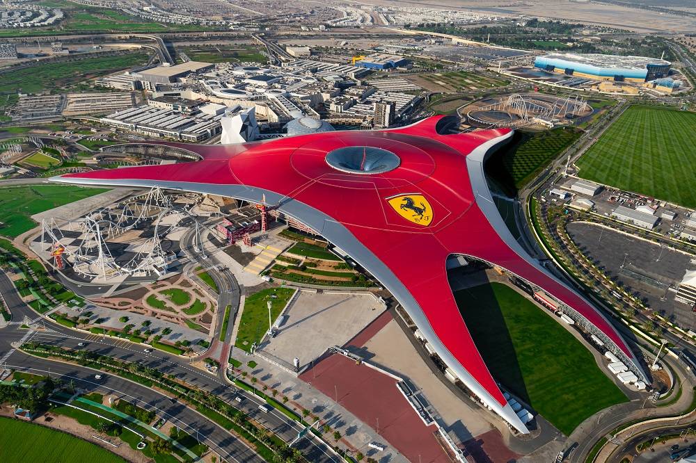 جزيرة ياس تجذب 38 مليون زيارة في 2024 بنمو 10% جزيرة ياس تجذب 38 مليون زيارة في 2024 بنمو 10%