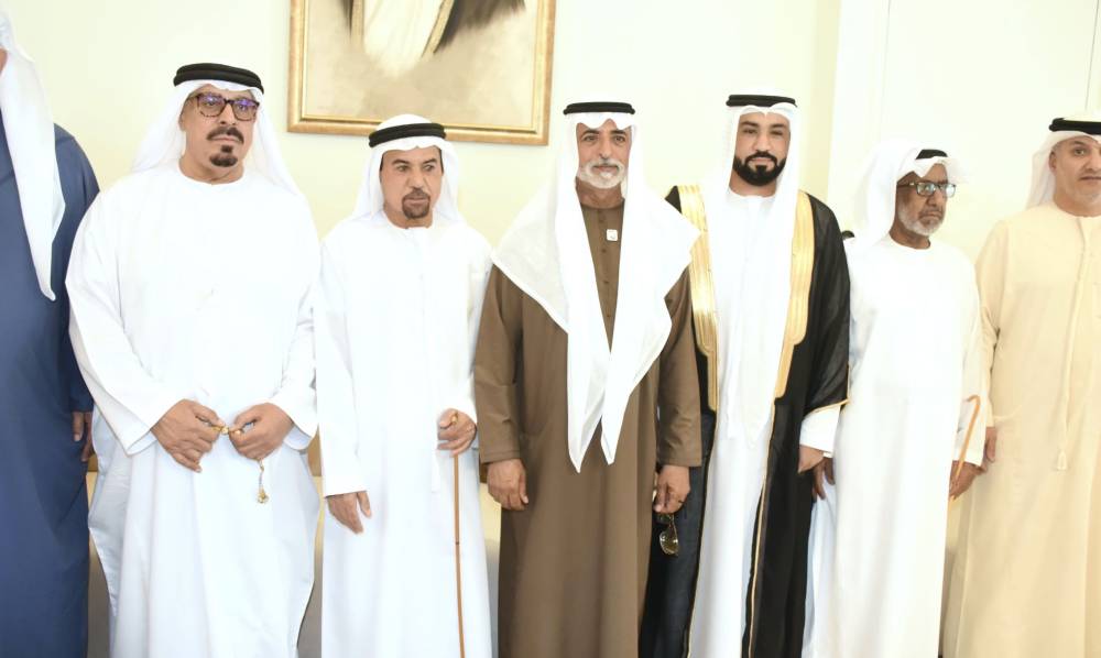 نهيان بن مبارك يحضر أفراح الغيثي في العين