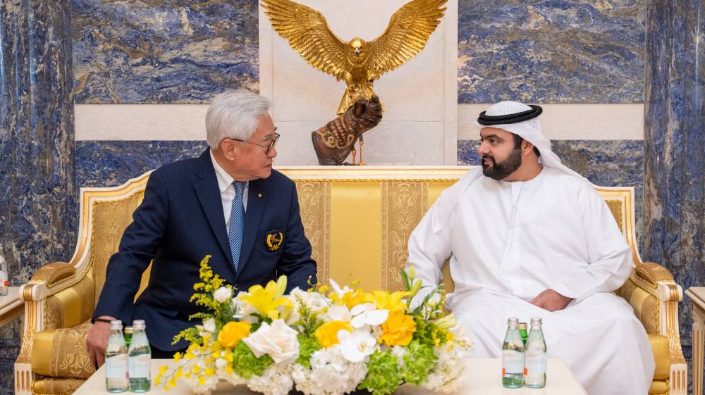 محمد بن حمد يستقبل رئيس «دولي» التايكواندو