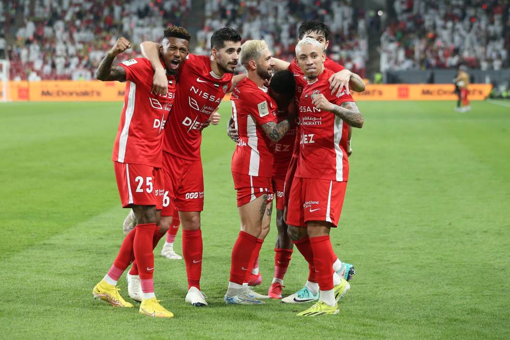 فخر كبير بفريق العائلة الواحدة