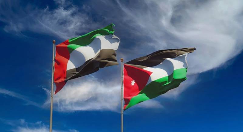 الإمارات والأردن تستهدفان رفع التجارة غير النفطية إلى 8 مليارات دولار الإمارات والأردن تستهدفان رفع التجارة غير النفطية إلى 8 مليارات دولار