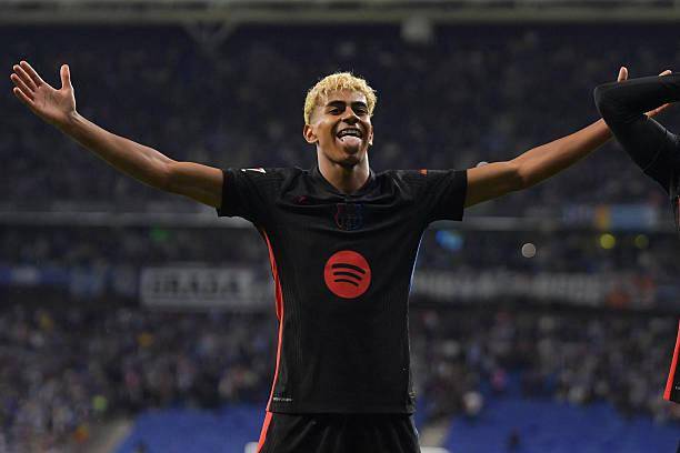 هدف خرافي للموهوب لامين يامال الخرافي .. برشلونة آخر جمال على عرش الدوري الإسباني هدف خرافي للموهوب لامين يامال الخرافي .. برشلونة آخر جمال على عرش الدوري الإسباني