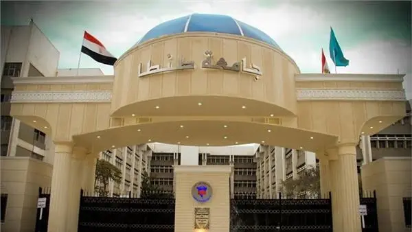 موجة حر تتسبب في إغماء 22 طالبة أثناء الامتحان بجامعة مصرية موجة حر تتسبب في إغماء 22 طالبة أثناء الامتحان بجامعة مصرية