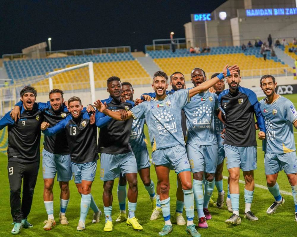 احتفالية لاعبي الظفرة