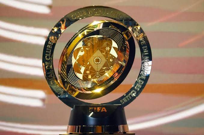 جوائز كأس العالم للأندية 2025 تذهل الجميع.. أرقام فلكية ومليار دولار على المحك جوائز كأس العالم للأندية 2025 تذهل الجميع