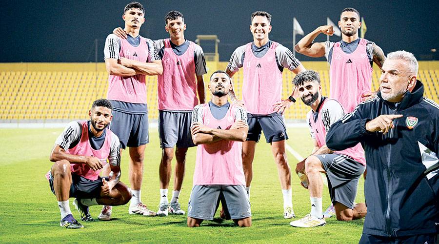 لاعبو «الأبيض» يطلبون مساندة الجمهور في موقعة أوزبكستان الحاسمة
