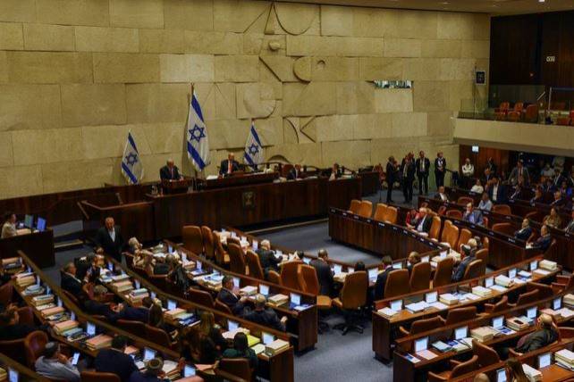 النواب الإسرائيليون يرفضون حل الكنيست النواب الإسرائيليون يرفضون حل الكنيست