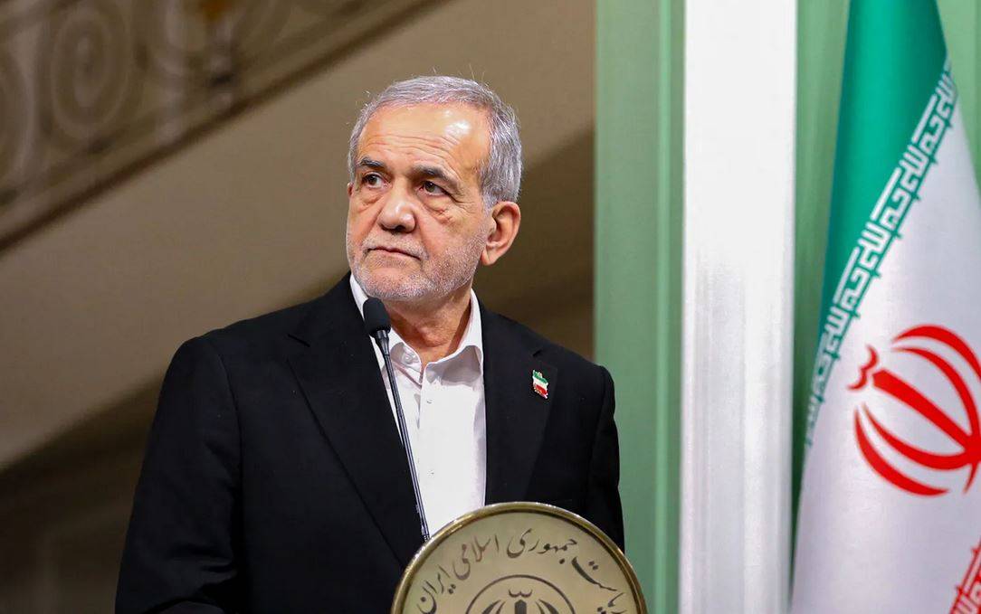 الرئيس الإيراني: إسرائيل ستندم على فعلتها الحمقاء الرئيس الإيراني: إسرائيل ستندم على فعلتها الحمقاء